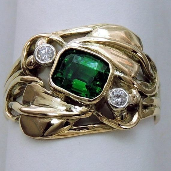 Tsavourite Garnet Ring - Joanna Thomson Jewellery, Peebles, Scotland